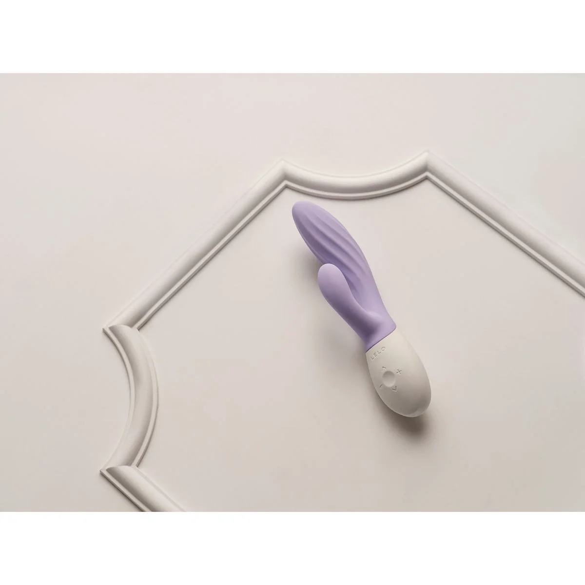 LELO - INA Twist Dual-Action Massager - Lavender